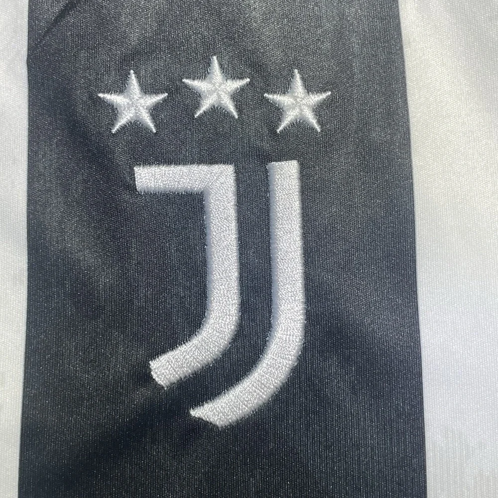 adidas Juventus 24/25 Home Soccer Jersey Men's Large Black White IS8002 NEW